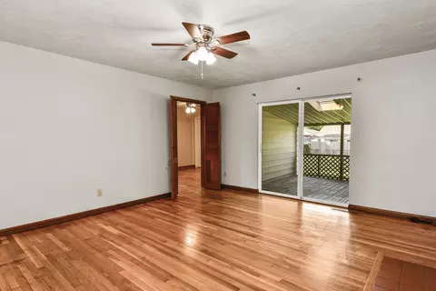 Living - 1929 S Fairway Ave, Springfield, MO 65804 photo 3 of 4