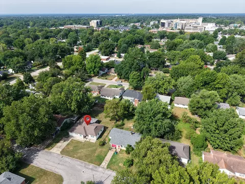 View/Area - 1929 S Fairway Ave, Springfield, MO 65804 photo 3 of 3