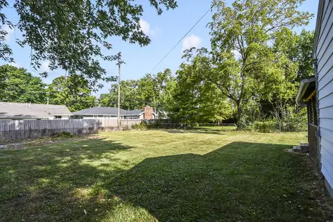 Exterior - 1929 S Fairway Ave, Springfield, MO 65804 photo 10 of 11