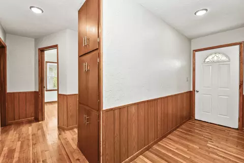 Entry Way - 1929 S Fairway Ave, Springfield, MO 65804 photo 1 of 1