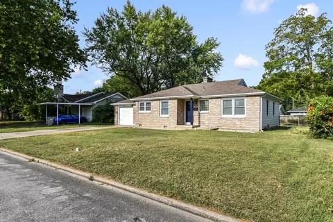 Exterior - 1929 S Fairway Ave, Springfield, MO 65804 photo 11 of 11