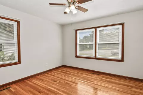 Bedroom - 1929 S Fairway Ave, Springfield, MO 65804 photo 5 of 8