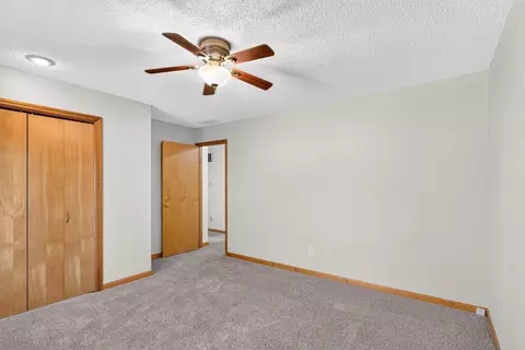 Bedroom - 3447 S Valley View Ave, Springfield, MO 65804 photo 3 of 7