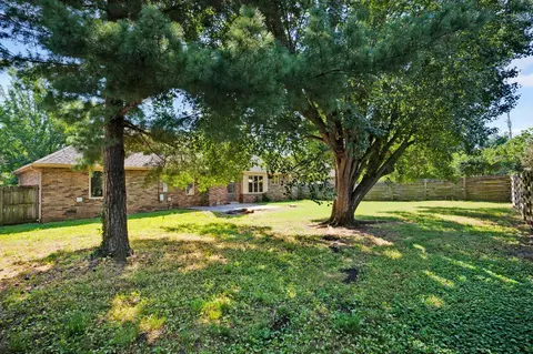 Exterior - 3447 S Valley View Ave, Springfield, MO 65804 photo 4 of 4