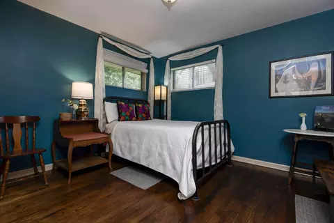 Bedroom - 426 N Oak Grove Ave, Springfield, MO 65802 photo 2 of 2
