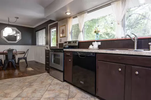 Kitchen - 426 N Oak Grove Ave, Springfield, MO 65802 photo 1 of 3
