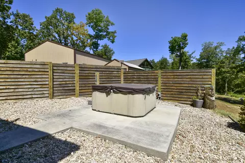 Exterior - 116 Ironwood St, Shell Knob, MO 65747 photo 10 of 15