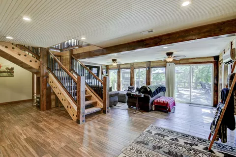 Entry Way - 116 Ironwood St, Shell Knob, MO 65747 photo 2 of 5