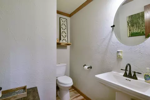Bath - 116 Ironwood St, Shell Knob, MO 65747 photo 1 of 4