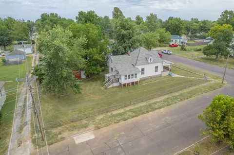 View/Area - 700 Frisco St, Monett, MO 65708 photo 3 of 9
