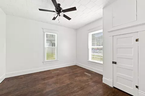Bedroom - 700 Frisco St, Monett, MO 65708 photo 1 of 4
