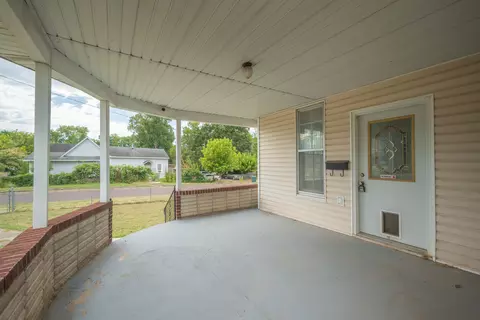 Exterior - 700 Frisco St, Monett, MO 65708 photo 7 of 7