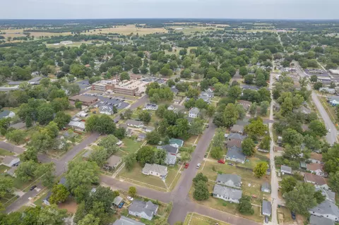 View/Area - 700 Frisco St, Monett, MO 65708 photo 6 of 9