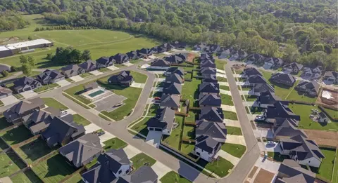 View/Area - 3040 W Marty St, Springfield, MO 65810 photo 1 of 1