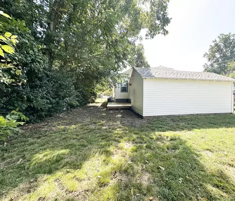 Exterior - 1183 S Pennsylvania Ave, Springfield, MO 65807 photo 8 of 8