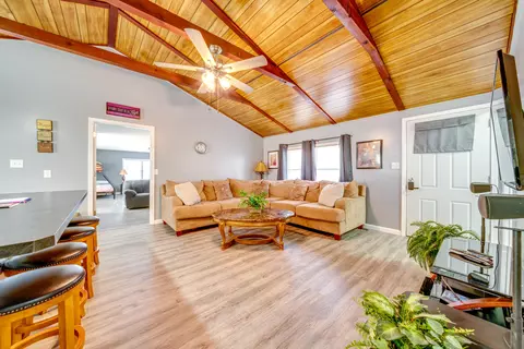 Living - 31569 Spring Ave, Warsaw, MO 65355 photo 2 of 3