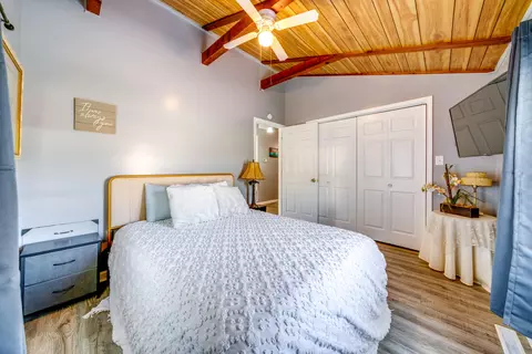 Bedroom - 31569 Spring Ave, Warsaw, MO 65355 photo 11 of 11