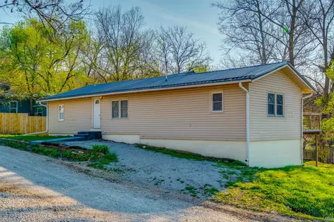 Exterior - 31569 Spring Ave, Warsaw, MO 65355 photo 2 of 4