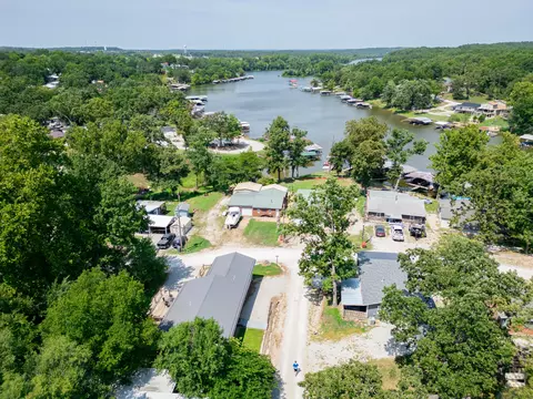 View/Area - 31569 Spring Ave, Warsaw, MO 65355 photo 2 of 10