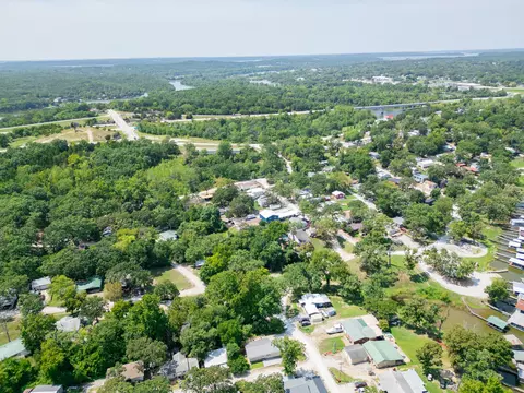View/Area - 31569 Spring Ave, Warsaw, MO 65355 photo 8 of 10