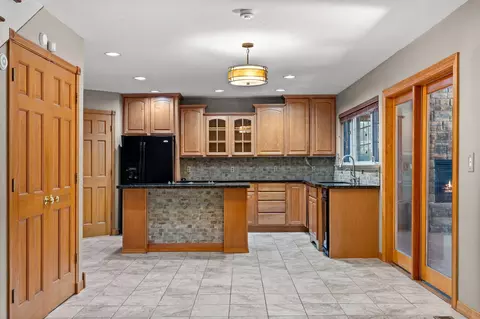 Kitchen - 218 River Bluff Dr, Branson, MO 65616 photo 1 of 8