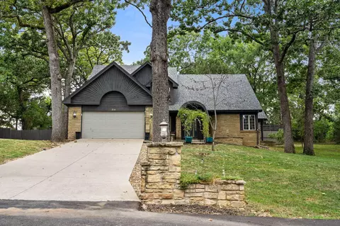 Exterior - 218 River Bluff Dr, Branson, MO 65616 photo 5 of 18