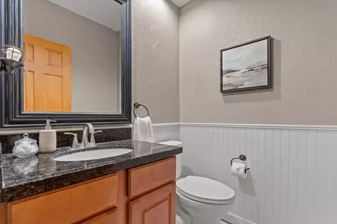 Bath - 218 River Bluff Dr, Branson, MO 65616 photo 5 of 8