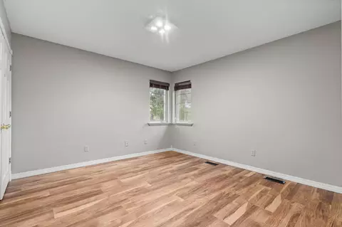 Bedroom - 218 River Bluff Dr, Branson, MO 65616 photo 11 of 11