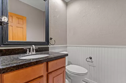 Bath - 218 River Bluff Dr, Branson, MO 65616 photo 6 of 8