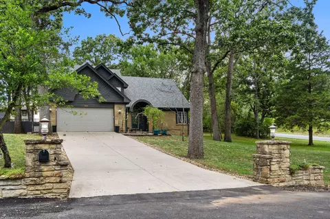 Exterior - 218 River Bluff Dr, Branson, MO 65616 photo 4 of 18