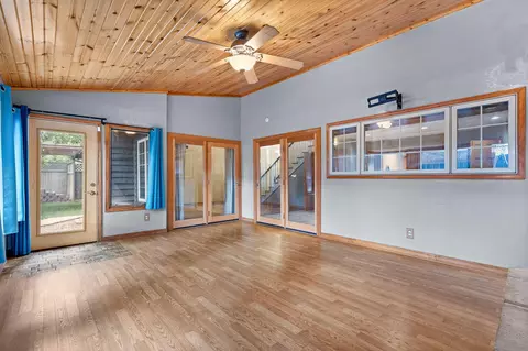 Living - 218 River Bluff Dr, Branson, MO 65616 photo 9 of 9