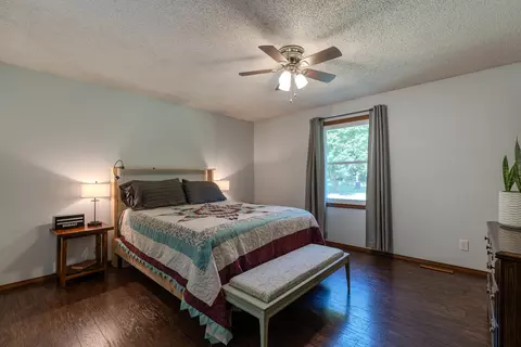 Bedroom - 1804 S 14th Ave, Ozark, MO 65721 photo 3 of 3