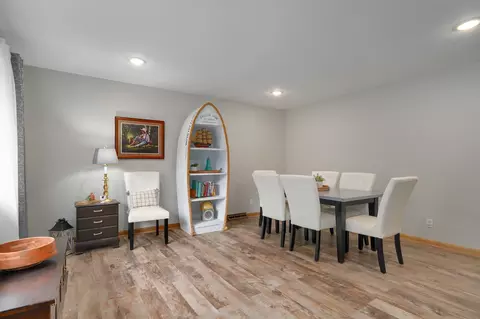 Dining - 2642 E Lombard St, Springfield, MO 65802 photo 1 of 3