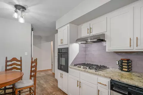 Kitchen - 2642 E Lombard St, Springfield, MO 65802 photo 2 of 6