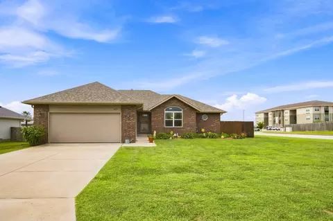 625 Olive St, Rogersville, MO 65742
