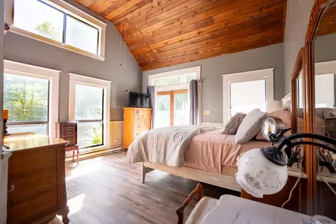 Bedroom - 316 S Maple St, Galena, MO 65656 photo 5 of 7