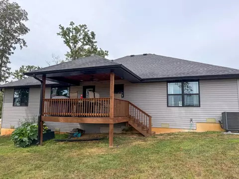 Exterior - 105 Boroughs St, Cabool, MO 65689 photo 7 of 8
