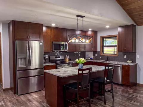 Kitchen - 105 Boroughs St, Cabool, MO 65689 photo 2 of 2