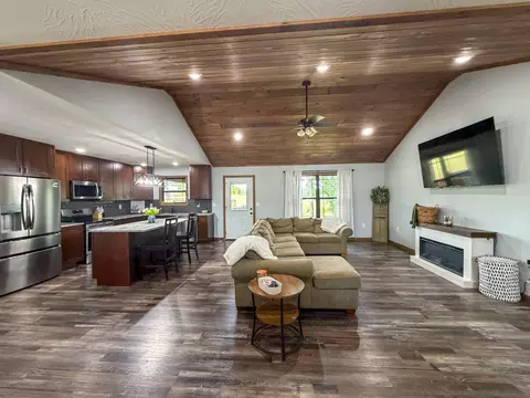 Other - 105 Boroughs St, Cabool, MO 65689 photo 1 of 7