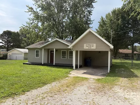 219 Tillman Ave, Rogersville, MO 65742