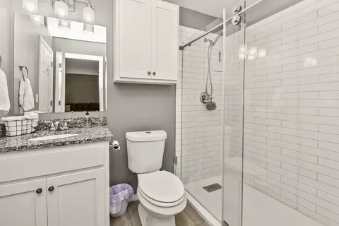 Bath - 120 Spring Creek Ct #2, Branson, MO 65616 photo 1 of 2