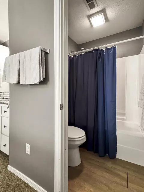 Bath - 120 Spring Creek Ct #2, Branson, MO 65616 photo 2 of 2