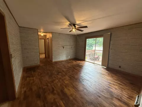 Living - 222 S Ken Ave, Springfield, MO 65802 photo 3 of 4