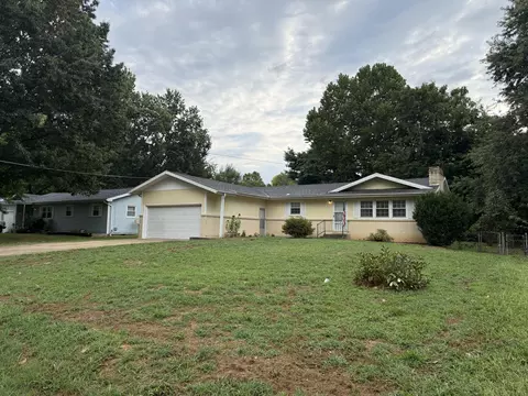 Exterior - 222 S Ken Ave, Springfield, MO 65802 photo 3 of 3