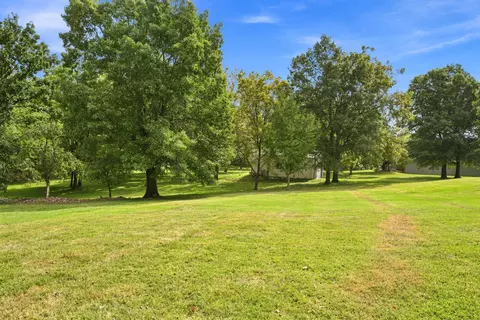 Exterior - 457 Nightcap Dr, Billings, MO 65610 photo 7 of 12