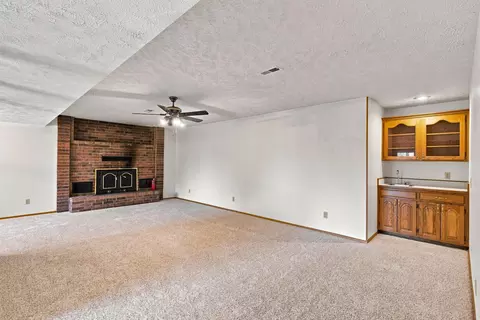 Living - 457 Nightcap Dr, Billings, MO 65610 photo 5 of 8