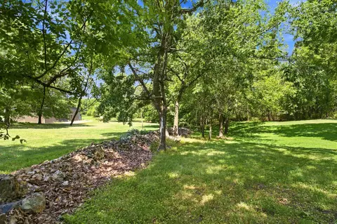 Exterior - 457 Nightcap Dr, Billings, MO 65610 photo 5 of 12