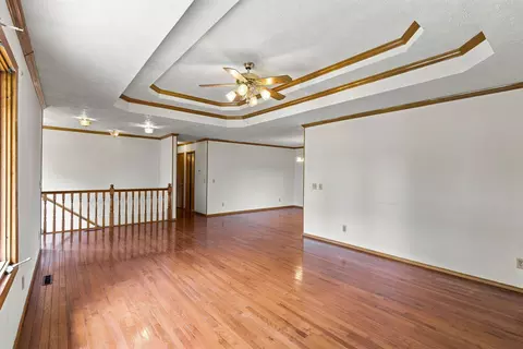 Living - 457 Nightcap Dr, Billings, MO 65610 photo 4 of 8