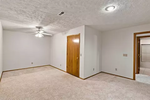 Bedroom - 457 Nightcap Dr, Billings, MO 65610 photo 6 of 8