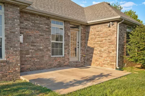 Other - 3192 W Melbourne St, Springfield, MO 65810 photo 7 of 8